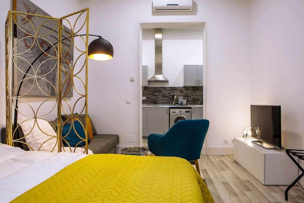 Calle Huertas Corazon By Regalateมาดริด ภายนอก รูปภาพ