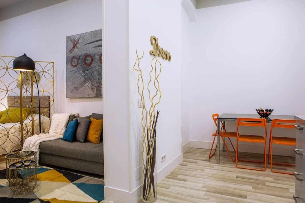 Calle Huertas Corazon By Regalateมาดริด ภายนอก รูปภาพ